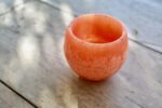 Vela aromática artesanal sin llama – Naranja Especiada cálida | Candiles Mallorca - Imagen 3