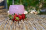 Vela aromática artesanal sin llama – Fresa dulce y jugosa | Candiles Mallorca - Imagen 3